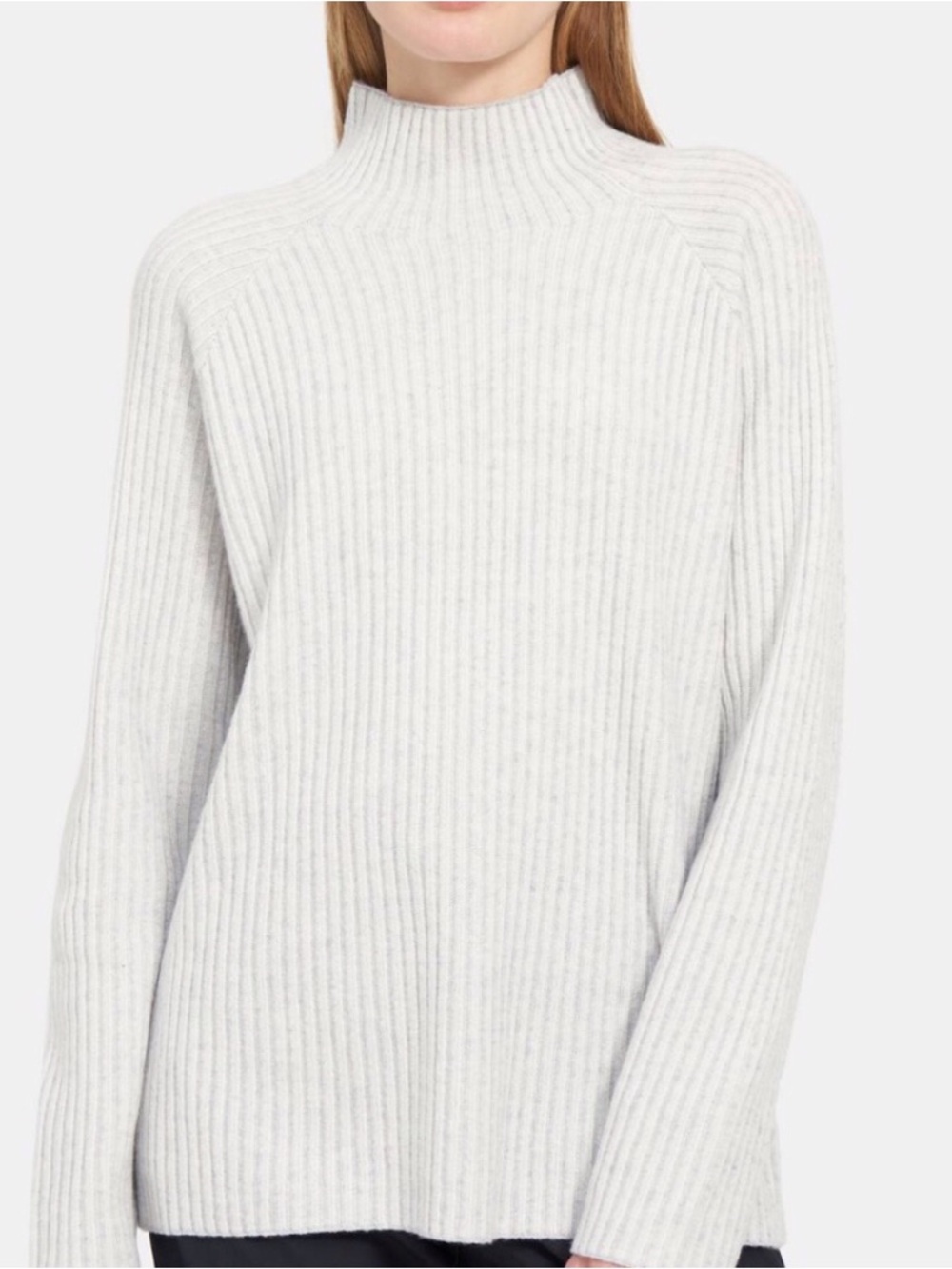Theory Plaited Rib soft  100% Cashmere raglan sweater size M in blue Heather